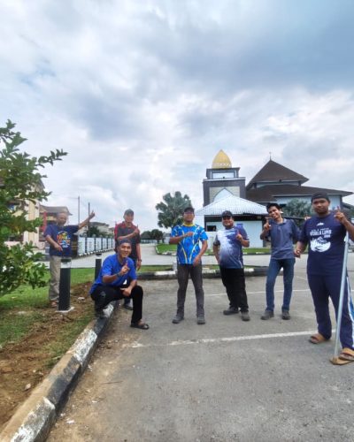 installation lamp post ev charger at masjid jamek batu 8
